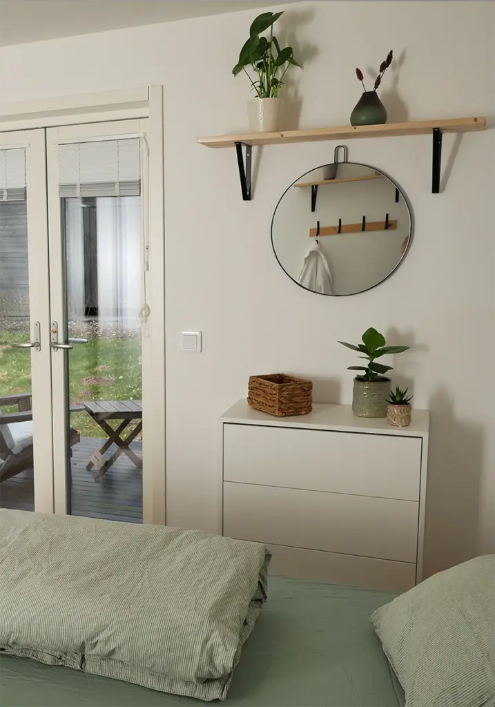 airbnb-guesthouse-slider-bedroom